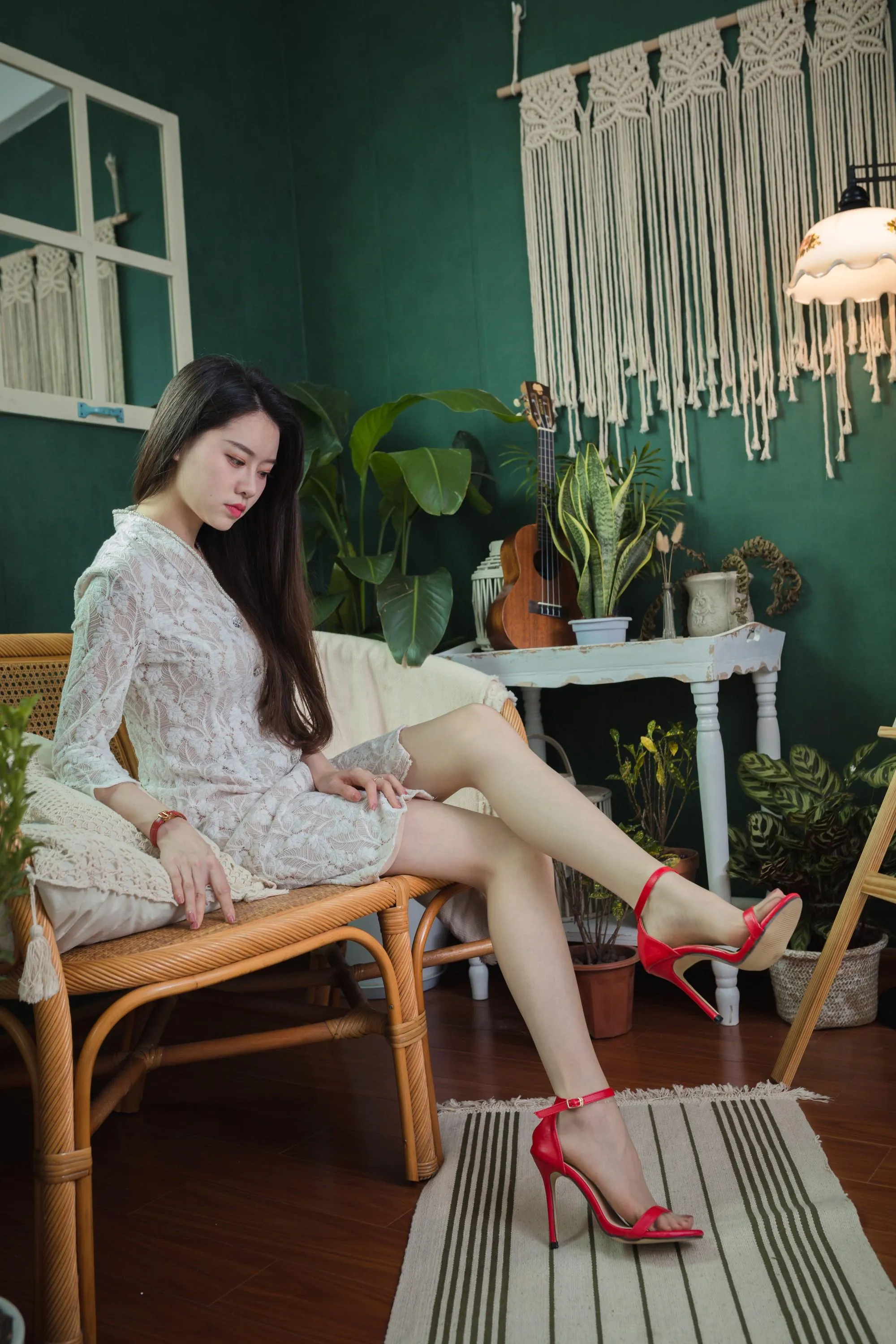 Sia不吃鱼 – NO.008 红色高跟 [139P]插图2